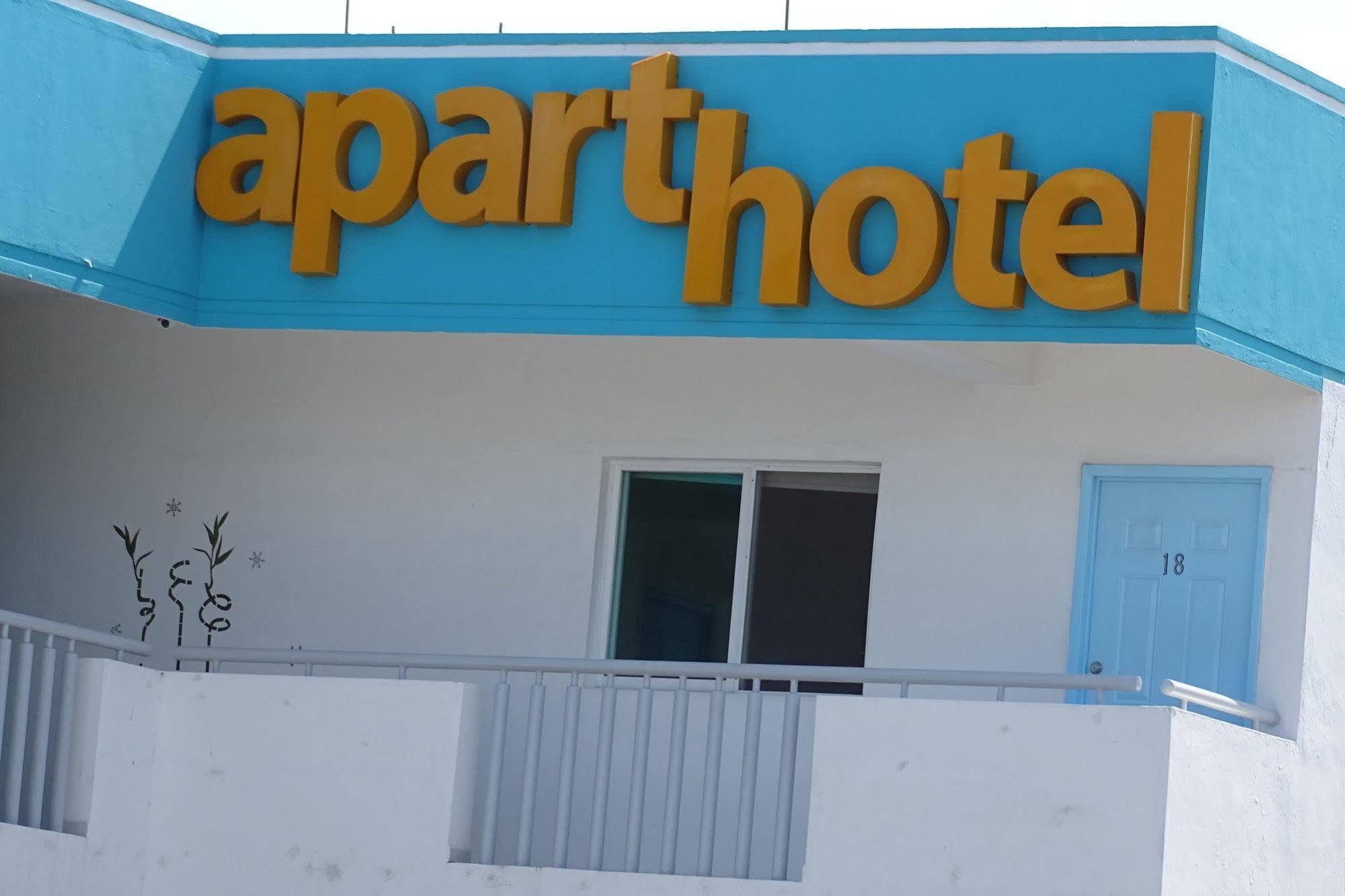 Aparthotel Siete 32 Merida Bagian luar foto